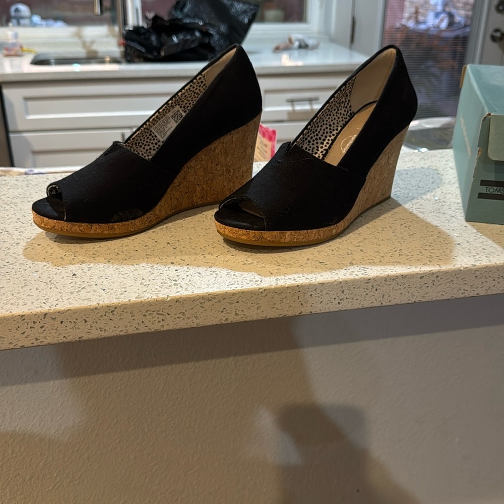 Tom’s wedges